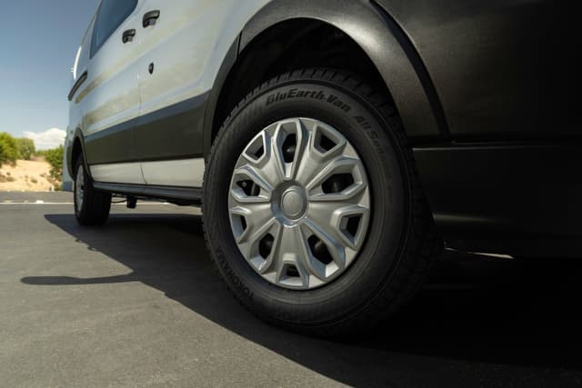 ¿Sabías que las llantas pueden hacerte ahorrar gasolina? Descubre cómo elegir las más eficientes